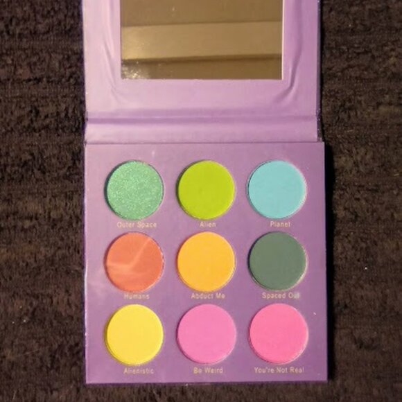 Assorted Cosmetics Bundle - Picture 2 of 14